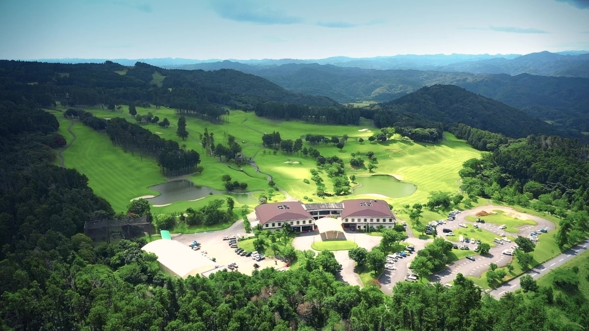 ゴルフ場全景写真