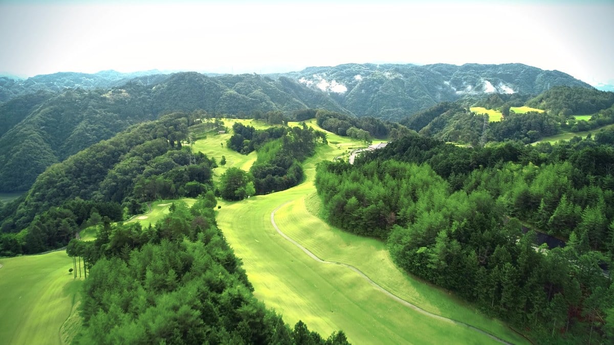 ゴルフ場全景写真