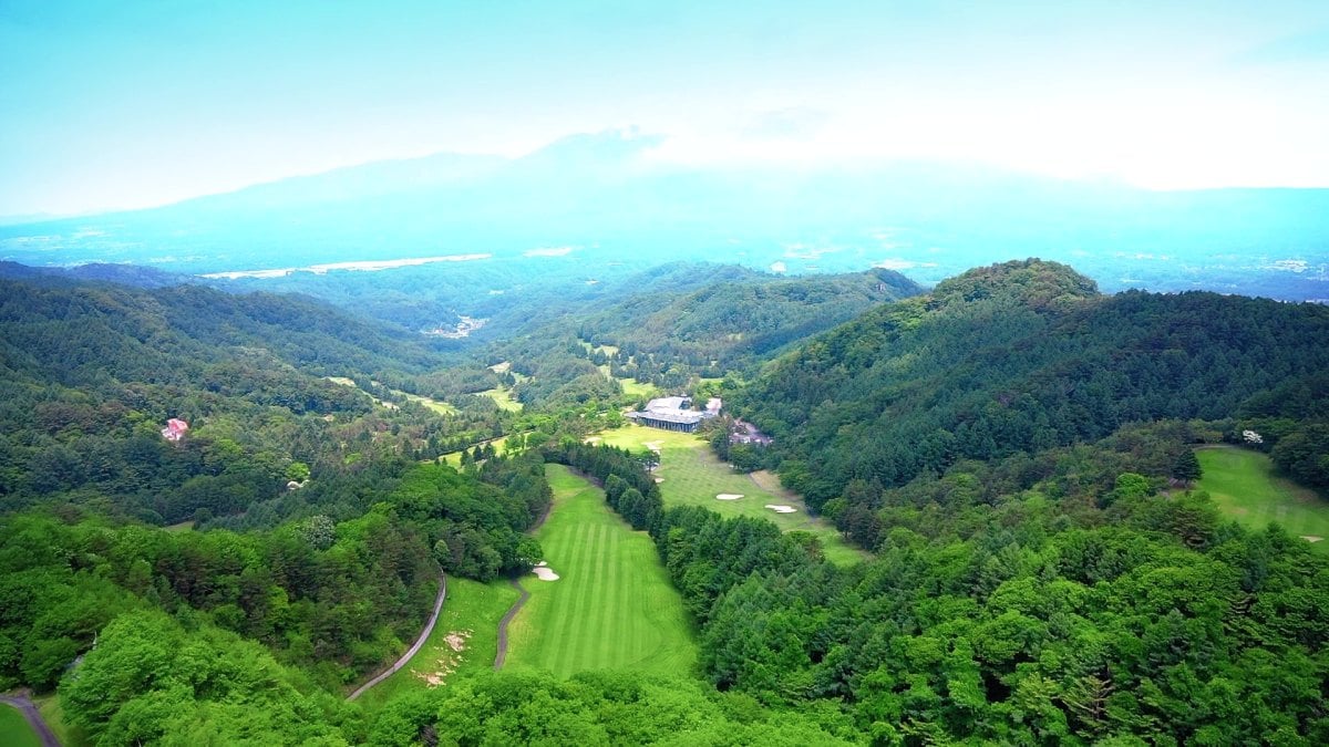 ゴルフ場全景写真