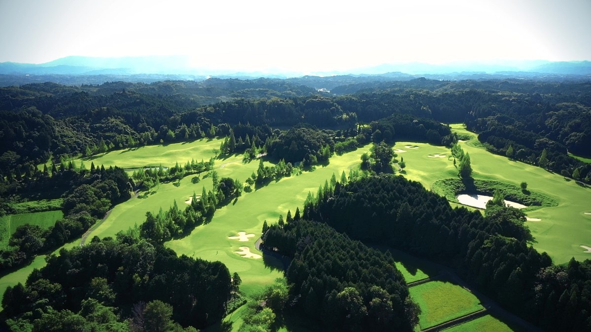 ゴルフ場全景写真