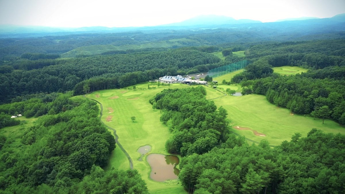 ゴルフ場全景写真