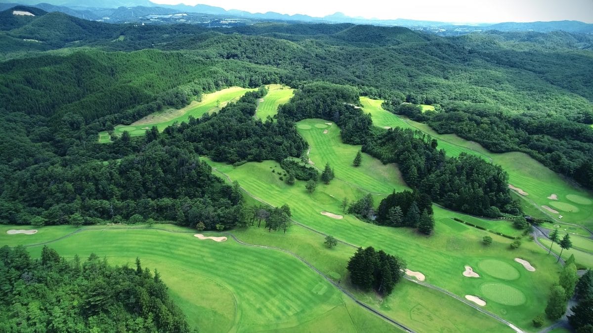 ゴルフ場全景写真