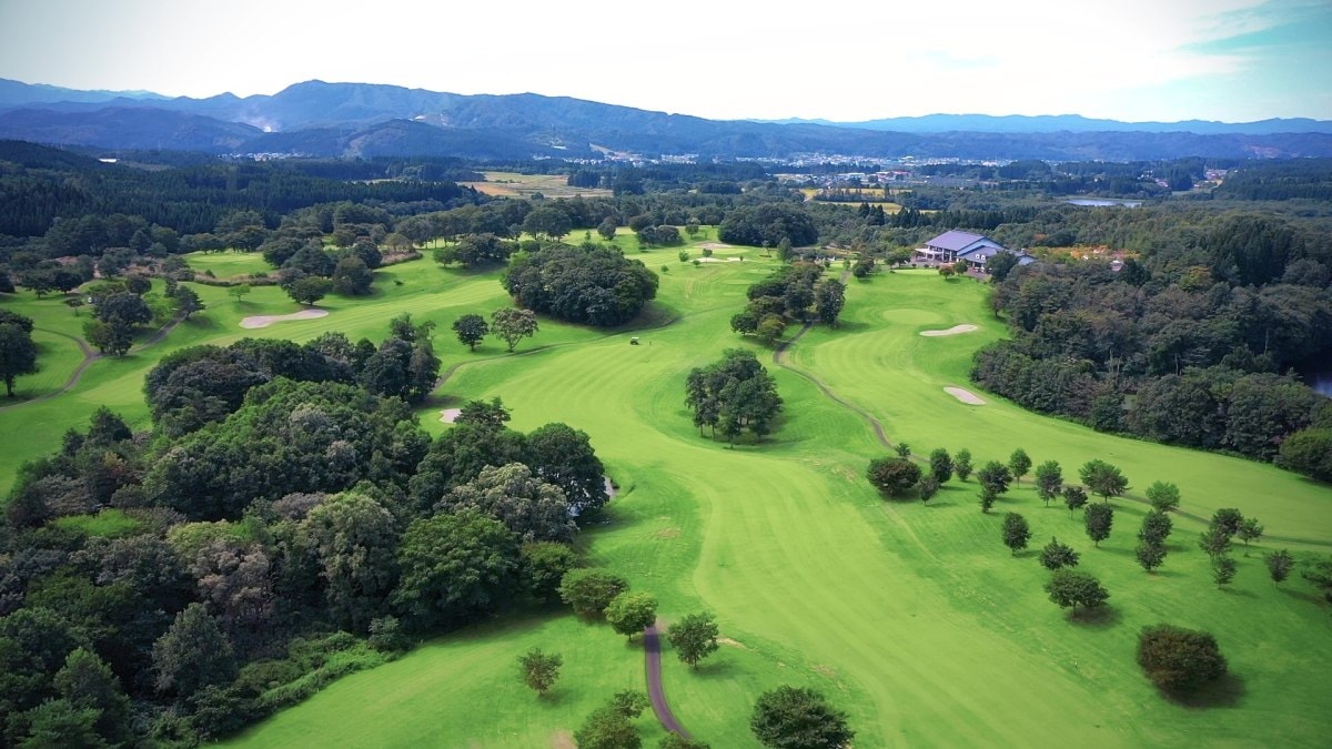 ゴルフ場全景写真