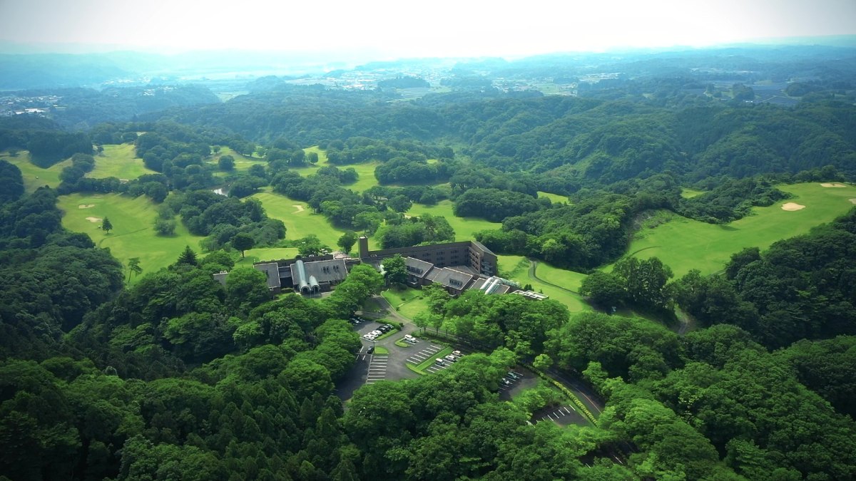ゴルフ場全景写真