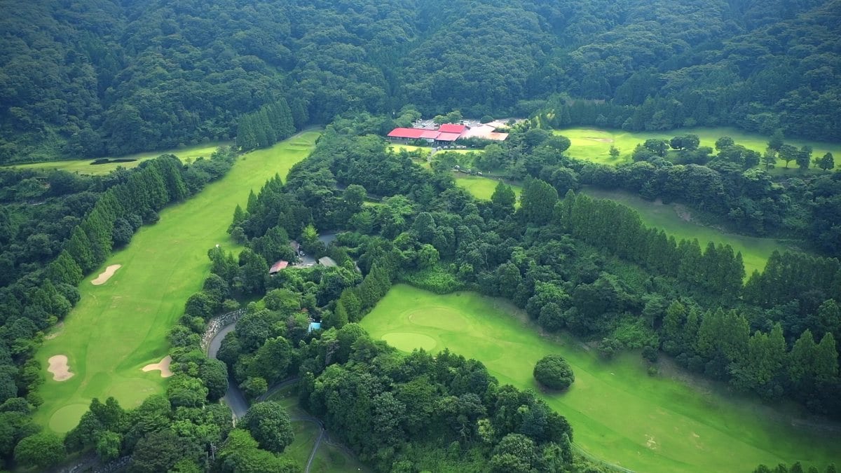 ゴルフ場全景写真