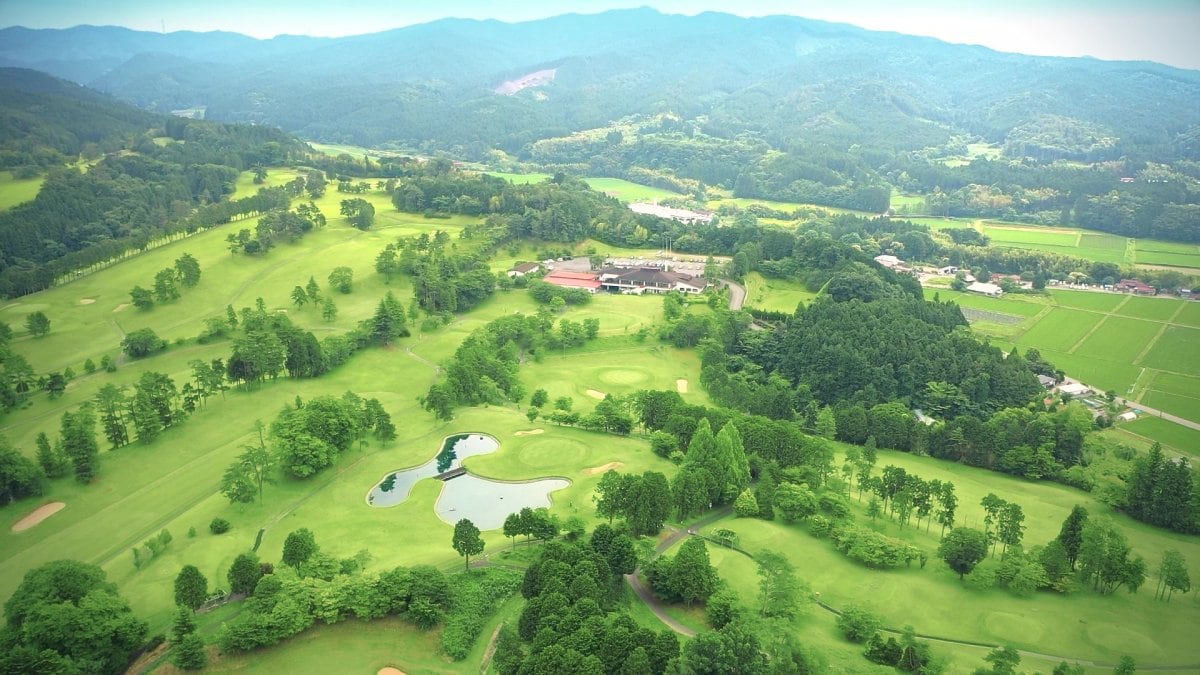 ゴルフ場全景写真