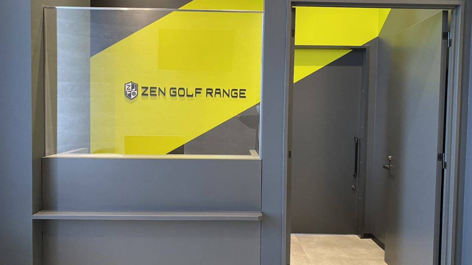 ZEN GOLF RANGE　オーパ八王子店