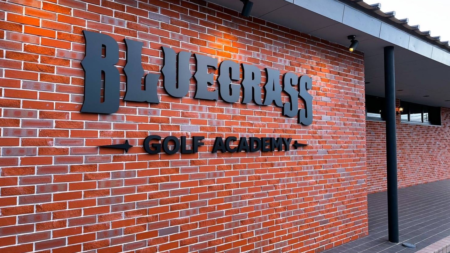 BLUE GRASS ゴルフアカデミー