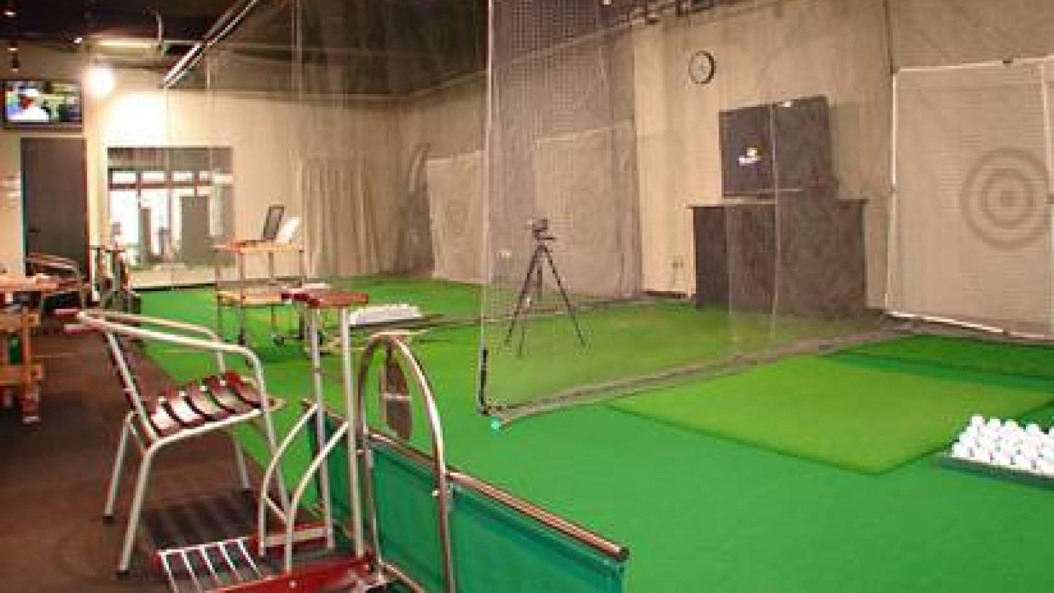 TR GOLF STUDIO