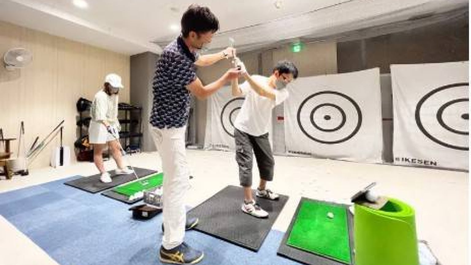 Eabir Golf studio