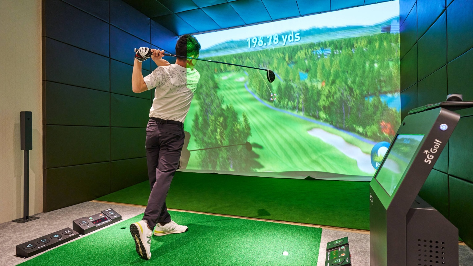 THE GOLF BASE 浦安